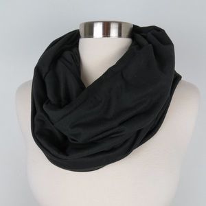 Beyond Yoga Black Infinity Scarf